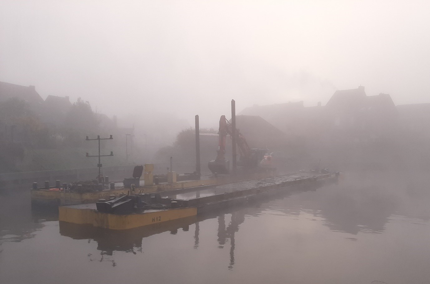 Dredging in the Marina of Antoing (October 2021) 